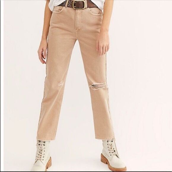 We the Free High rise khaki distressed mom jeans X17 - Picture 1 of 11